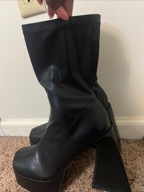 Black Platform ankle Boots - Women